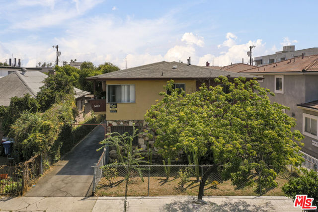  Commercial for Sale in Los Angeles, California