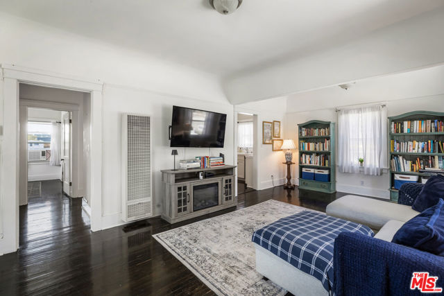 1120 W Edgeware Road, Los Angeles CA: https://media.crmls.org/mediaz/828c89b0-def7-459a-8e95-a6e68a4326dd.jpg