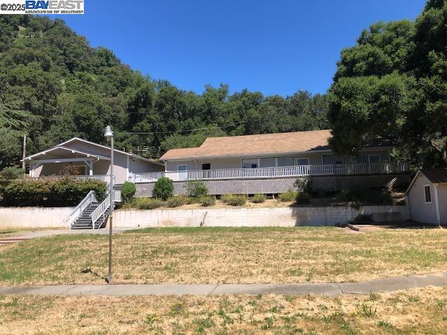 2950 Niles Canyon Rd, Castro Valley CA: https://media.crmls.org/mediaz/828e6475-9a7e-410d-93f5-5f762841443b.jpg