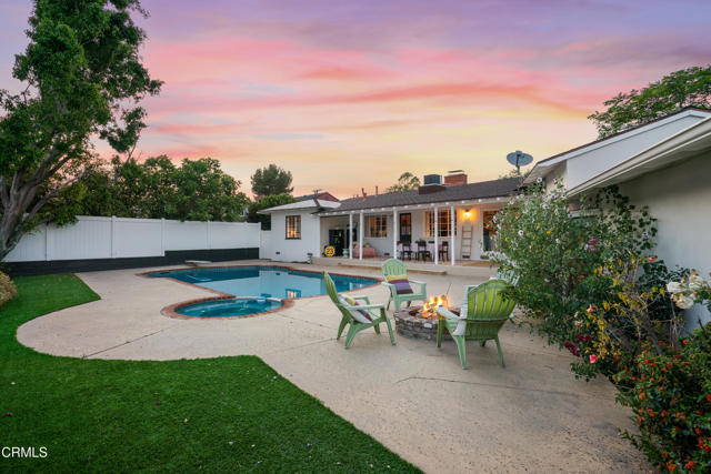 Detail Gallery Image 18 of 22 For 2701 N 6th St, Burbank,  CA 91504 - 3 Beds | 2 Baths
