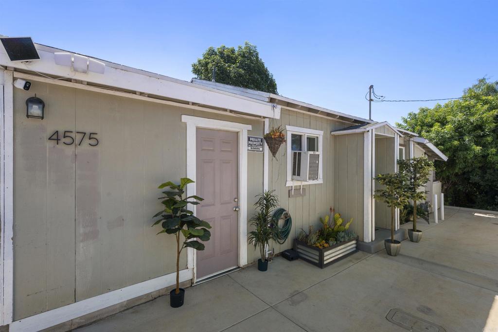 4575 Dwight Street - photo 3