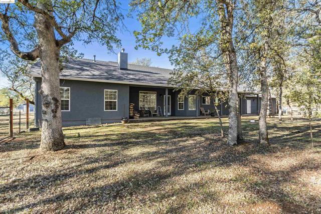 Image 32 of 40 For 8585 Whispering Oaks Rd
