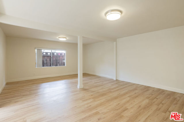 445 S Mansfield Avenue, Los Angeles CA: https://media.crmls.org/mediaz/828fdf62-7816-4c71-9e04-6dfc72cbcf25.jpg