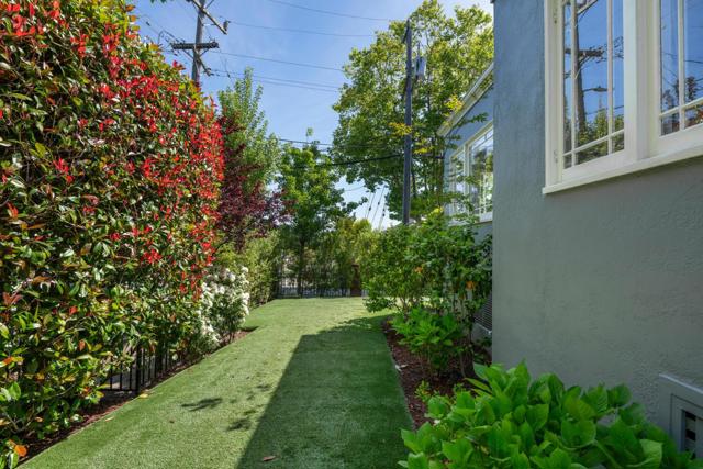 841 Fairfield Road, Burlingame CA: https://media.crmls.org/mediaz/82903edc-b9d8-4133-9d00-84b53f862e79.jpg