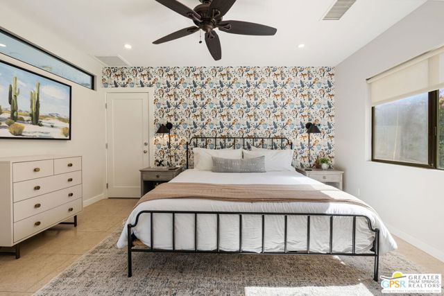 290 W Lilliana Drive, Palm Springs CA: https://media.crmls.org/mediaz/8291d275-cadd-4f0d-aef5-bc7ad7bb87d4.jpg