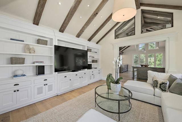 3 Vintage Court, Woodside CA: https://media.crmls.org/mediaz/8291e215-1113-40aa-990c-acd5ef30d1dc.jpg