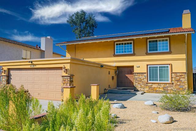 8128 Hillandale, San Diego CA: https://media.crmls.org/mediaz/8292956d-3809-405d-bc99-d4a79e20ca84.jpg