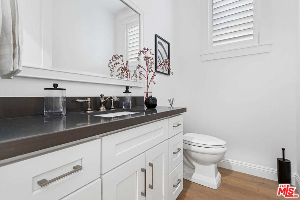5235 Sylmar AvenueSherman Oaks img 27