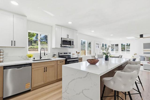 Detail Gallery Image 4 of 49 For 2526 Buckthorn Trl, Boulevard,  CA 91905 - 3 Beds | 2 Baths