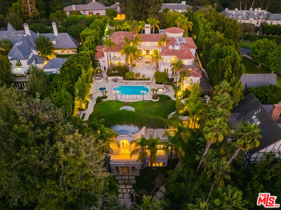277 St Pierre Road — architectural residence