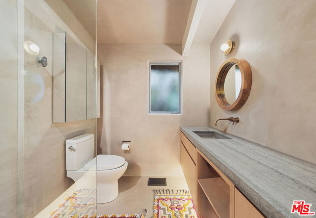 295 Mabery Road, Santa Monica CA: https://media.crmls.org/mediaz/8295ad66-6fbb-4563-bca4-0f545995cbca.jpg