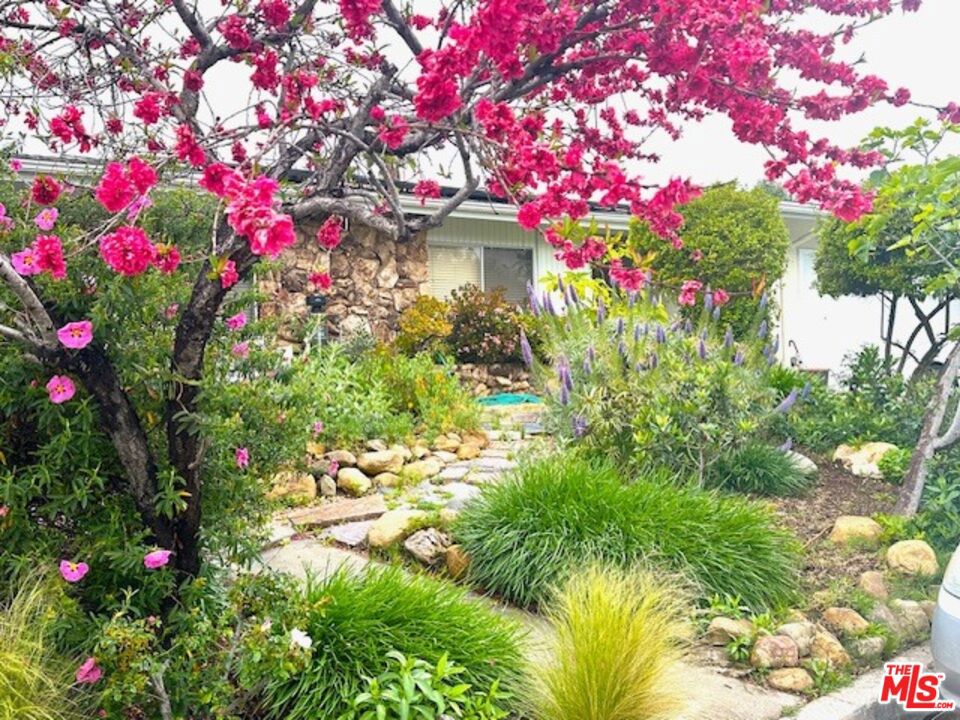 1939 Westridge Terrace