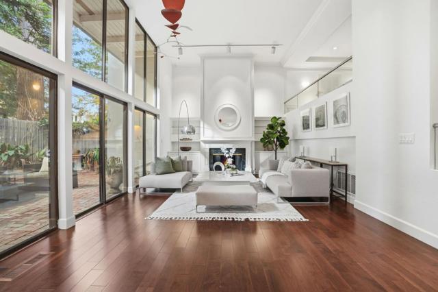 1621 Stone Pine Lane, Menlo Park CA: https://media.crmls.org/mediaz/8297a7f0-af64-478e-aff1-dfbb8cea2122.jpg