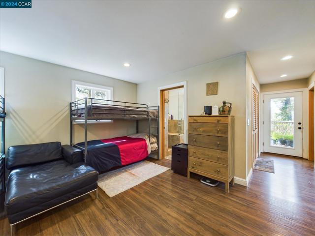 Image 18 of 60 For 1285 Bliss Ln