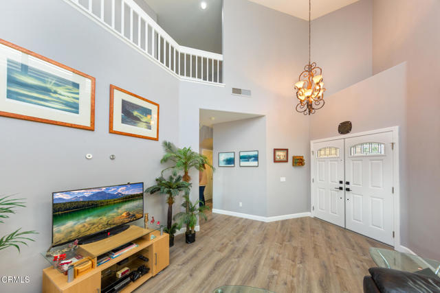 5235 Paseo Ricoso, Camarillo CA: https://media.crmls.org/mediaz/829979d1-b8ae-4b84-8375-37630e9ec994.jpg