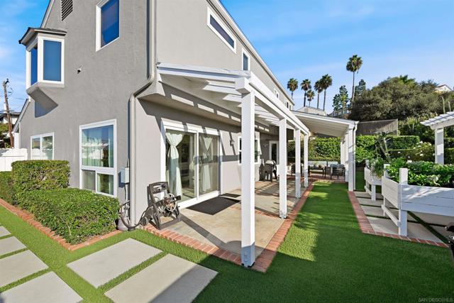 7953 Cinthia St, La Mesa CA: https://media.crmls.org/mediaz/8299db6e-dee8-404a-9950-6c6f2b505eb4.jpg