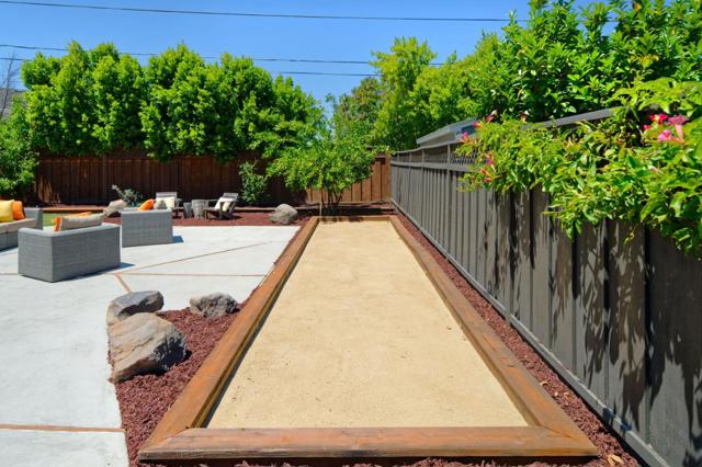 6538 Hampton Drive, San Jose CA: https://media.crmls.org/mediaz/8299eecb-4304-4d30-8b96-cd49e2264343.jpg