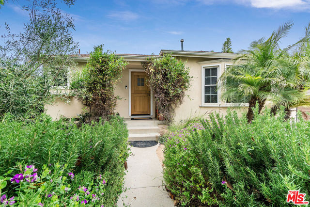 12111 Clarkson Rd, Los Angeles, CA 90064