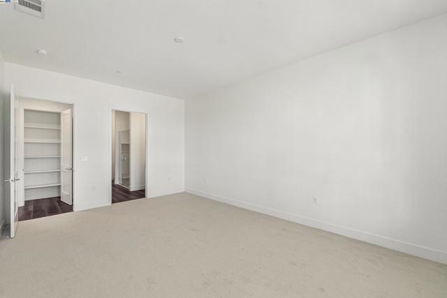 Image 12 of 51 For 2250 Kilowatt Way  216