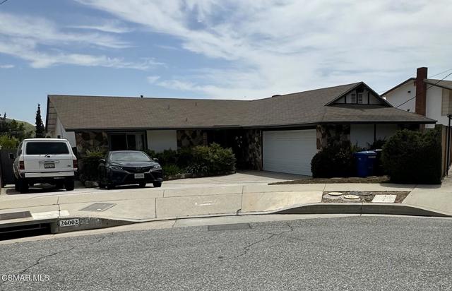 26002 Adamor Road, Calabasas CA: https://media.crmls.org/mediaz/829a14d8-bc71-4f09-b9a0-1682d8e55f24.jpg