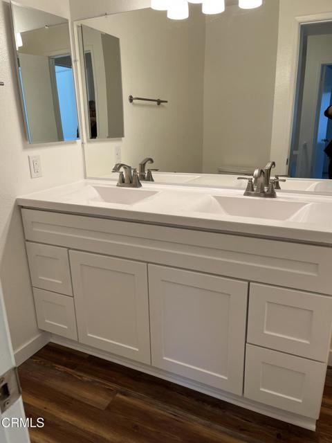 1627 Squirrel Lane, Ventura CA: https://media.crmls.org/mediaz/829a7fb4-dfb5-46d3-8cc8-32ed03650a92.jpg