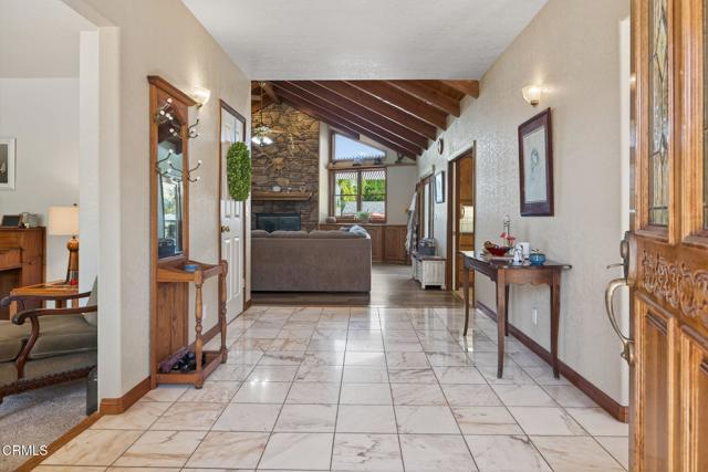 Detail Gallery Image 6 of 73 For 1125 Spring St, Oak View,  CA 93022 - 4 Beds | 4 Baths