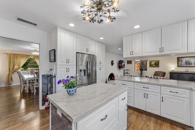 Detail Gallery Image 17 of 68 For 4029 Carpenter Ln, La Mesa,  CA 91941 - 3 Beds | 2 Baths