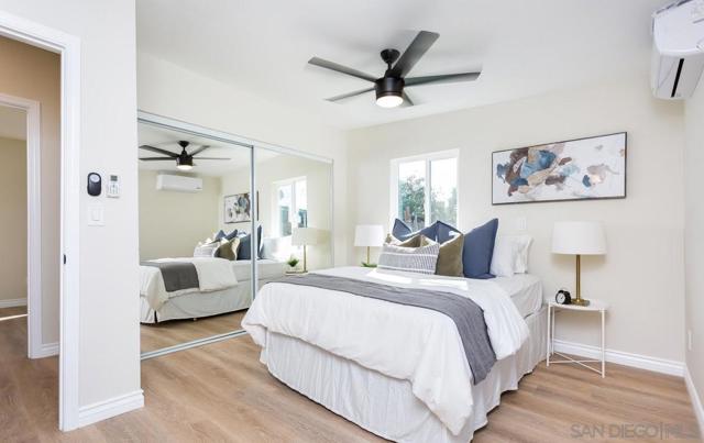 924 Florida St, Imperial Beach CA: https://media.crmls.org/mediaz/829bb96f-32db-4bad-bb28-053f36c71b4c.jpg