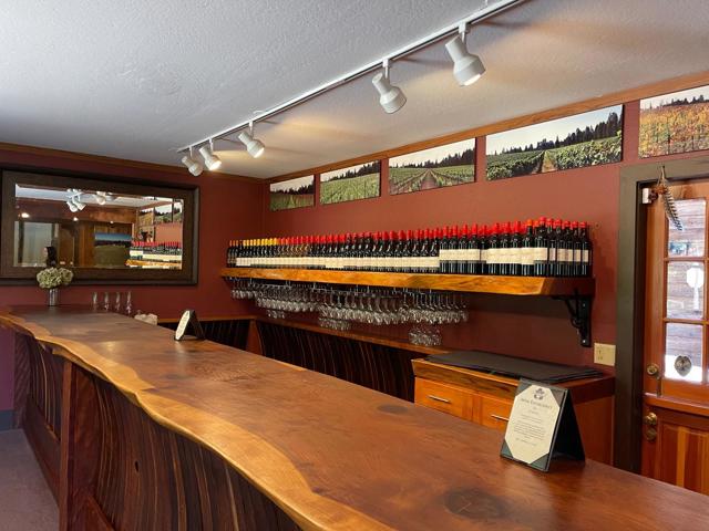 510 Warren Drive, Santa Cruz CA: https://media.crmls.org/mediaz/829bd73b-959f-40e1-93d8-1acd2eec7603.jpg