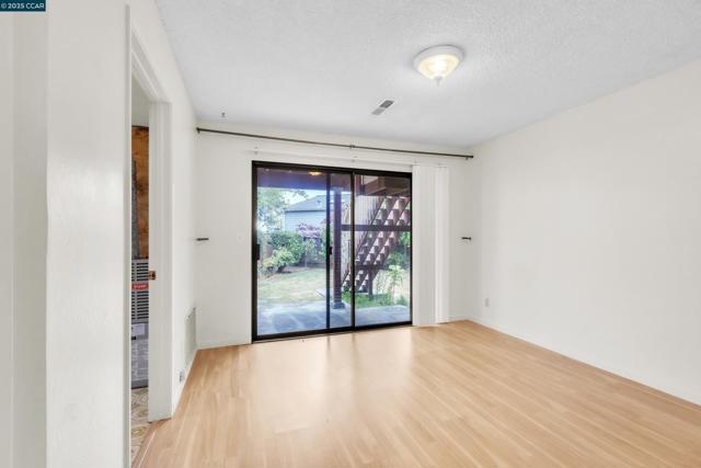 116 Falmouth Ct, Aptos CA: https://media.crmls.org/mediaz/829c3cf4-75a7-44d4-aaee-30e075c29c4f.jpg