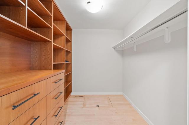 989 Lane Avenue, Mountain View CA: https://media.crmls.org/mediaz/829cba7d-406b-470f-a6f0-01c2bf3ee336.jpg