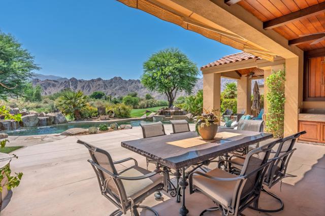 57205 Merion, La Quinta CA: https://media.crmls.org/mediaz/829cec88-58f2-44a0-be5f-a7dc16cb4848.jpg