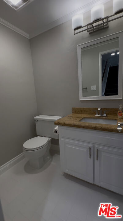 11260 Overland Avenue, Culver City CA: https://media.crmls.org/mediaz/829dfa4a-da43-4aa8-82b8-918fc6eed6c5.jpg