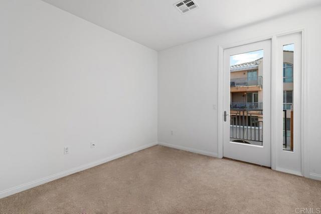 Detail Gallery Image 14 of 27 For 3857 Pell Pl #406,  San Diego,  CA 92130 - 2 Beds | 2 Baths