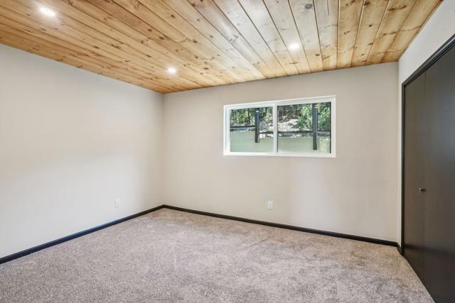 54091 Northridge, Idyllwild CA: https://media.crmls.org/mediaz/829f2241-b949-4f6a-8807-e302726d97a3.jpg