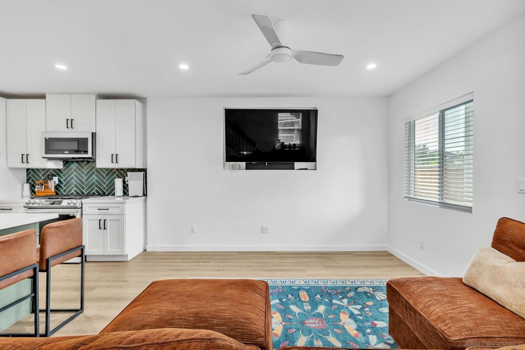 MLS #250042187SD image #12