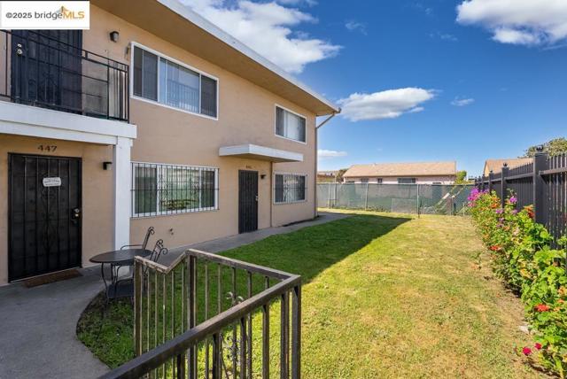 449 S 19Th St, Richmond CA: https://media.crmls.org/mediaz/829fc90b-f274-4317-ac8e-c669d12a805f.jpg