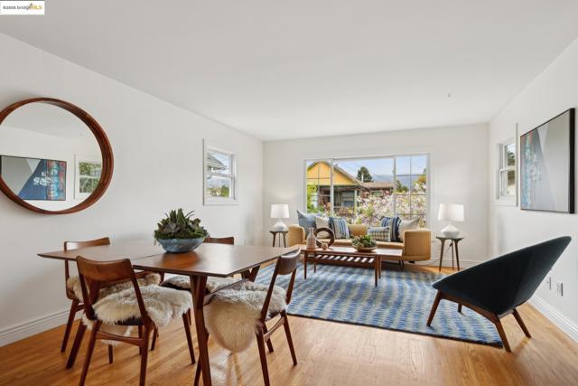1626 Kains Ave., Berkeley CA: https://media.crmls.org/mediaz/829fe466-2c72-4eb6-80e9-2e8759aa3211.jpg