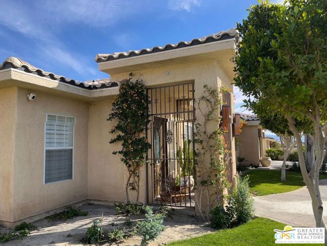 3116 E Via Escuela, Palm Springs CA: https://media.crmls.org/mediaz/82a4068f-f438-4c6a-87b1-7892682f57da.jpg