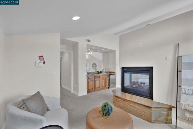 Image 24 of 53 For 367 Mt Washington Way