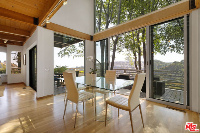2753 Nichols Canyon Road, Los Angeles CA: https://media.crmls.org/mediaz/82a5709e-6031-4059-9f49-af52ce8b391b.jpg