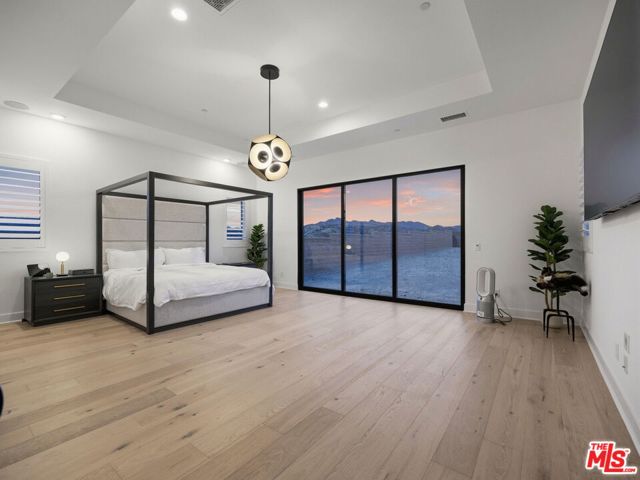 Image 27 of 54 For 12061 Northstar Lane