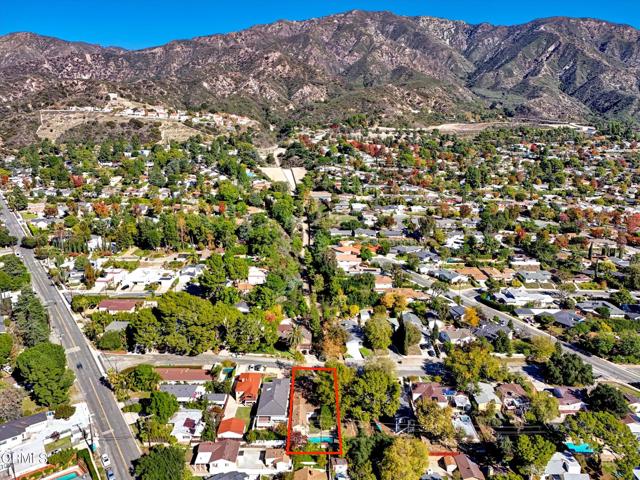 Detail Gallery Image 43 of 49 For 3942 Los Olivos Ln, Glendale,  CA 91214 - 3 Beds | 2 Baths