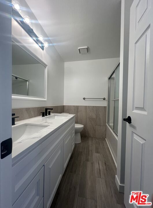 30872 Janlor Drive, Westlake Village CA: https://media.crmls.org/mediaz/82a7fddc-1015-4044-a186-56553ca522ed.jpg