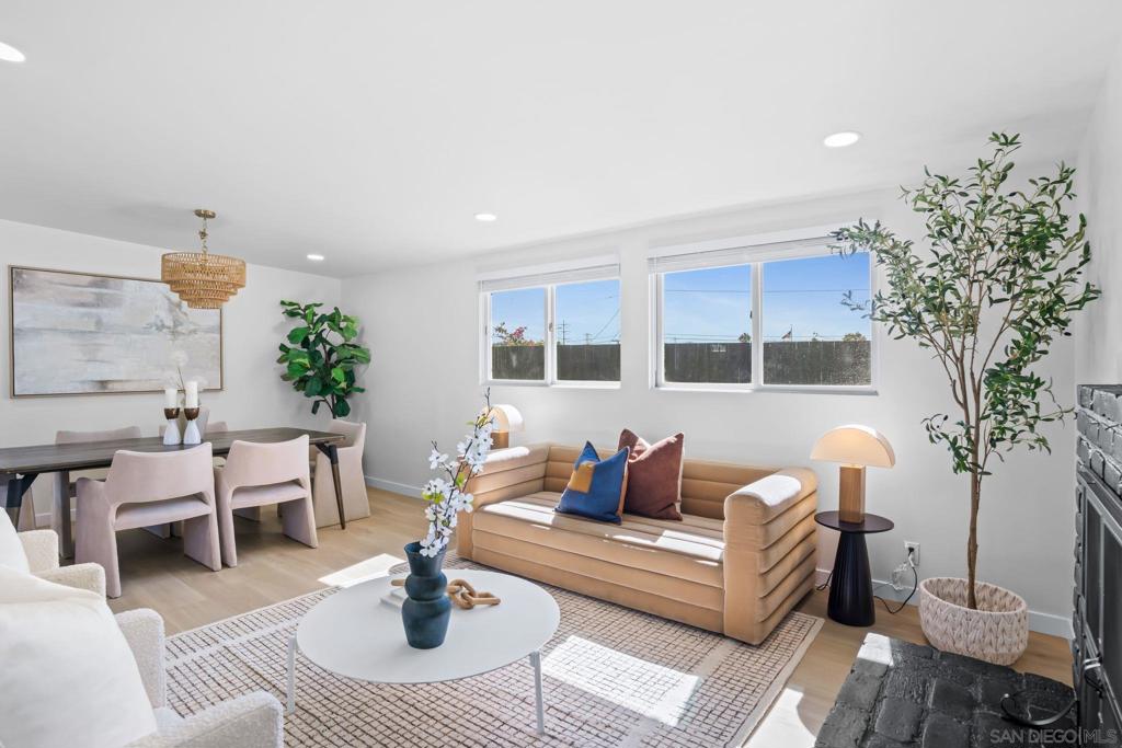 MLS #250043597SD image #13