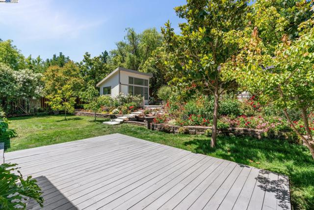 2643 Buena Vista Ave, Walnut Creek CA: https://media.crmls.org/mediaz/82a9570b-003e-4a49-b9a0-7f5f6efcd174.jpg