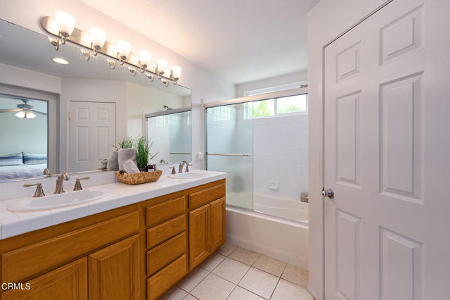 Detail Gallery Image 16 of 59 For 4618 Del Rayo Ct, Camarillo,  CA 93012 - 4 Beds | 2/1 Baths