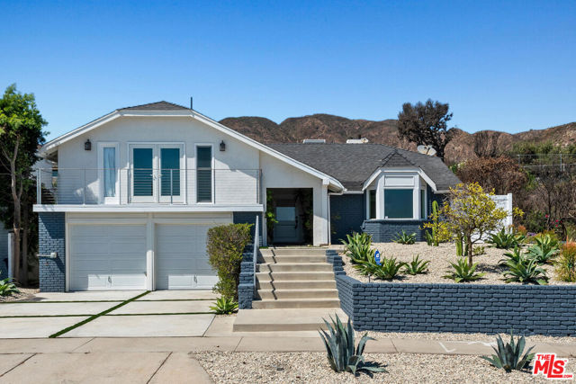 18133 Wakecrest Drive, Malibu, CA 90265