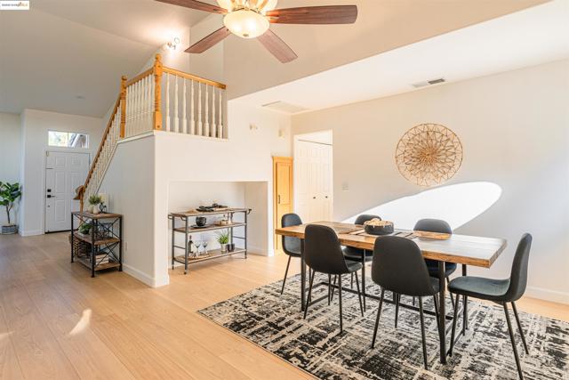 5425 Spur St, Riverbank CA: https://media.crmls.org/mediaz/82aa4e16-bba7-4c25-b748-2c9793790acb.jpg