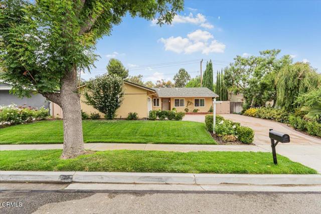 835 Appleton Road, Simi Valley CA: https://media.crmls.org/mediaz/82aaac6b-26af-4578-8fc6-cabcd441286d.jpg